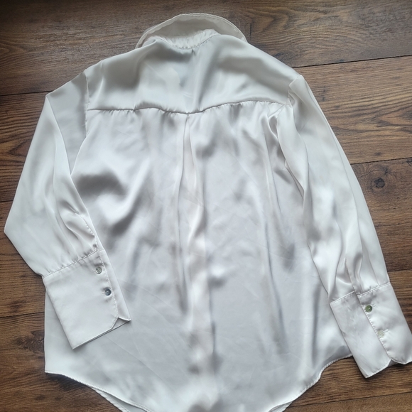 Zara Satin Feel Button Up Ivory Blouse Small - Picture 3 of 5